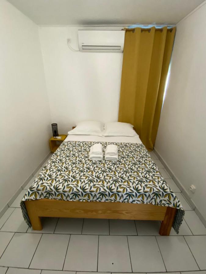 Appartement Moderne, 2 Chambres, Proche Aeroport • Chu • Port Les Abymes Exterior photo