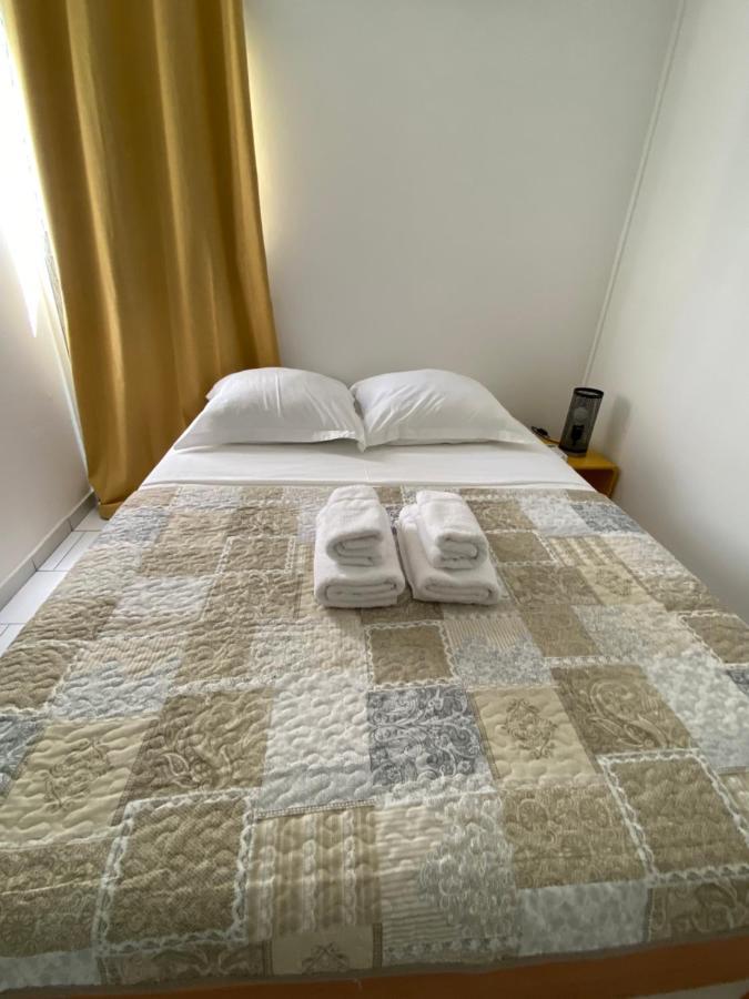 Appartement Moderne, 2 Chambres, Proche Aeroport • Chu • Port Les Abymes Exterior photo